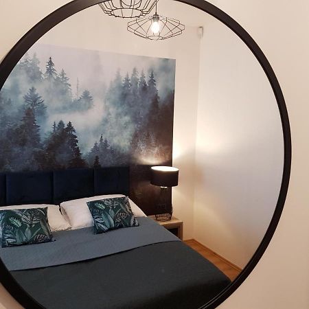 Appartamento Apartament Z Ogrodem Stanislawow Pierwszy  Esterno foto